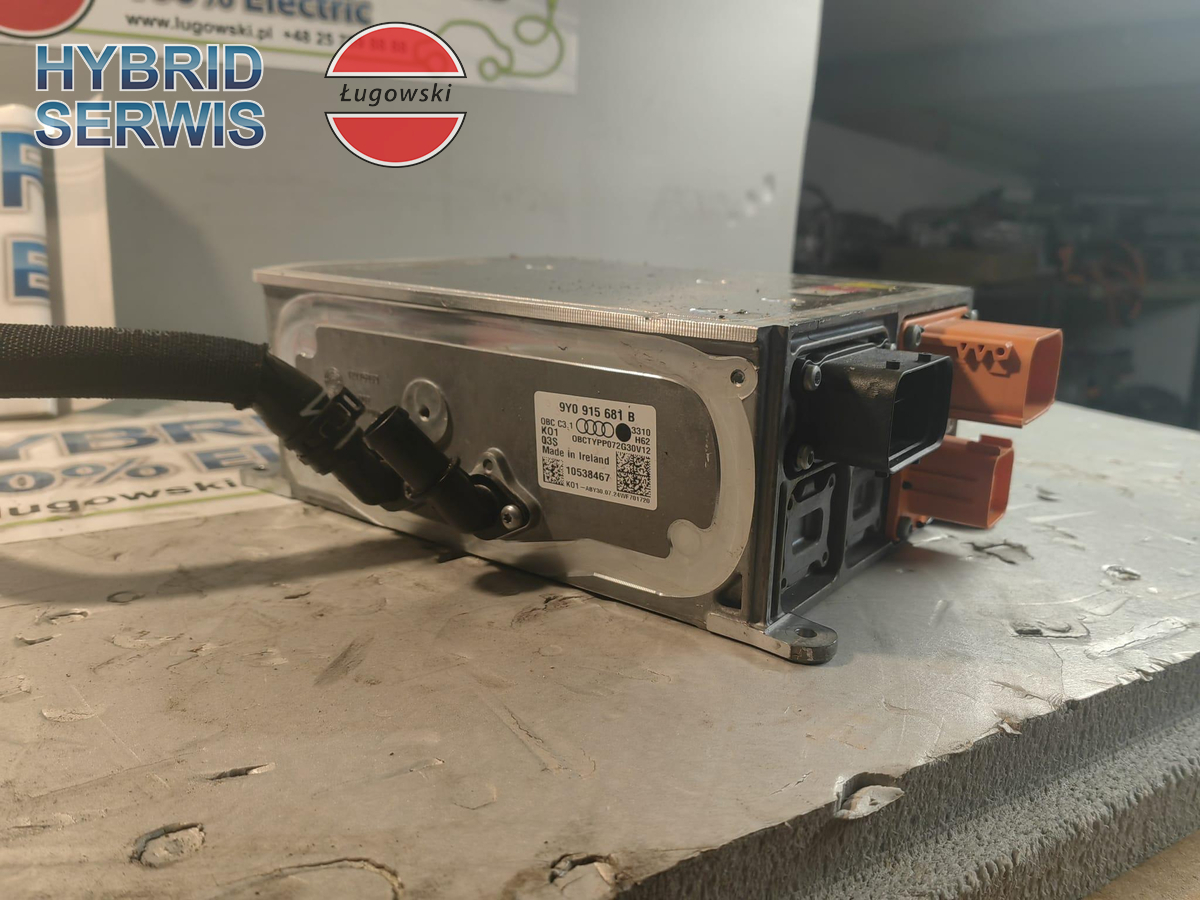 Ładowarka Audi Q7 Q8 9Y0915681B 9Y0915681B 1