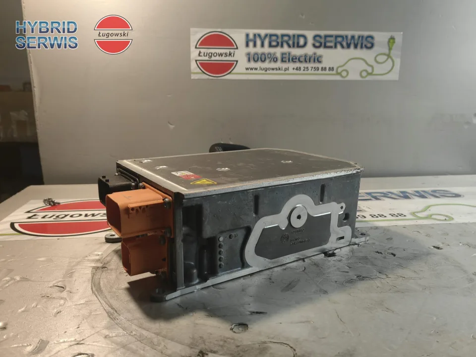 Ładowarka Audi Q7 Q8 9Y0915681B