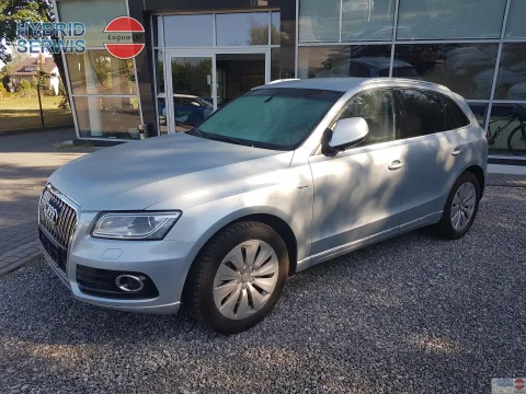 Audi Q5 8RB Hybrid quattro
