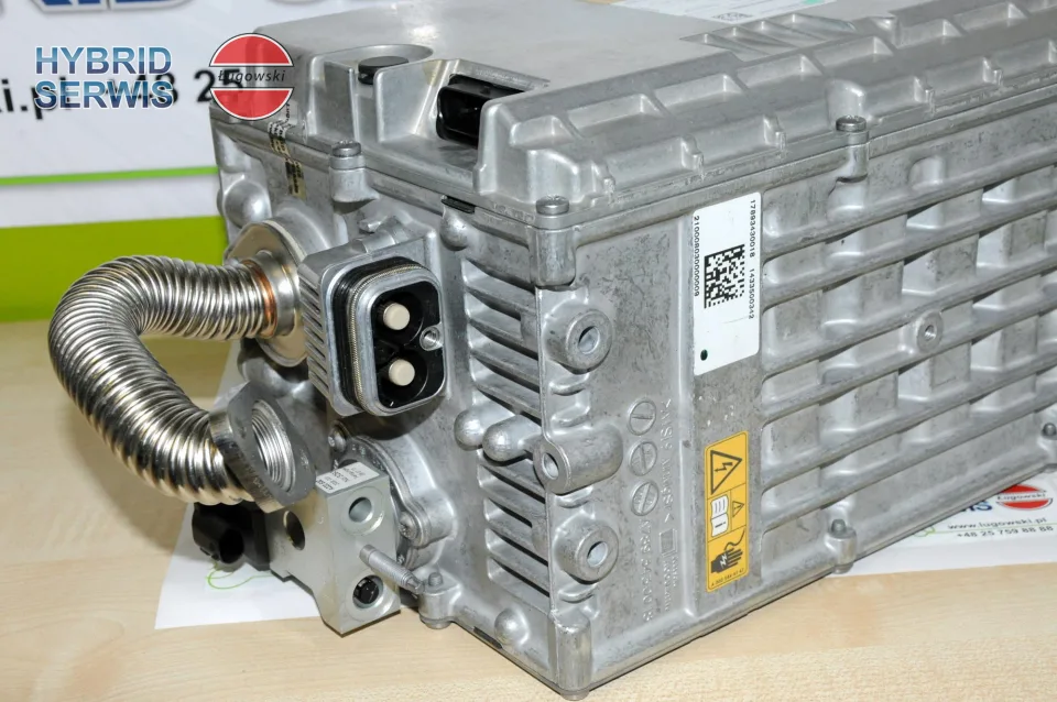 Mercedes W222 S400h bateria HV trakcyjna akumulator 126V 820Wh 7893405402