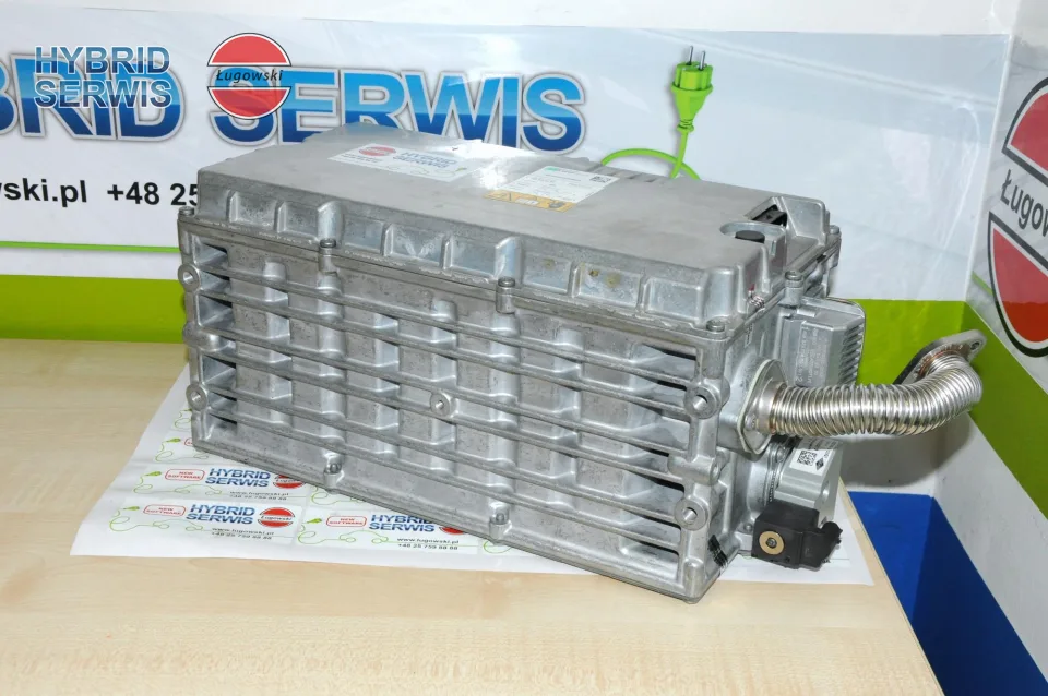 Mercedes W222 S400h bateria HV trakcyjna akumulator 126V 820Wh 7893405402