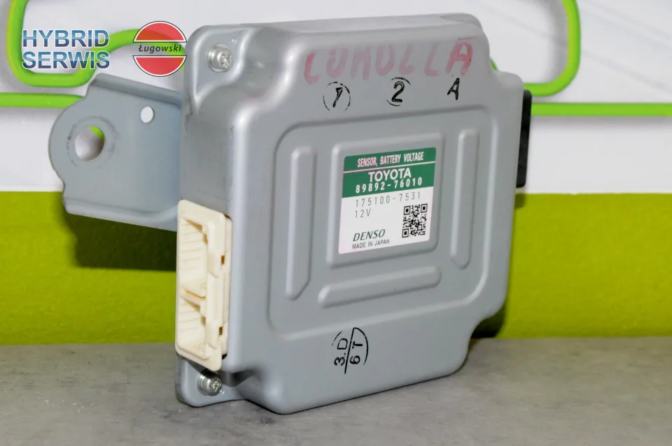Monitor napięć Toyota 89892-76010