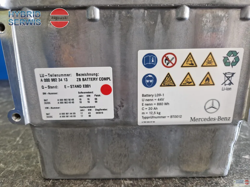 Naprawa baterii Mercedes 222 238 167 253 257 209 213 205 mild hybrid 48V 44V 00098203162