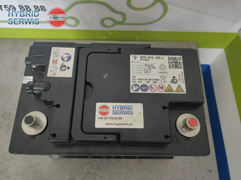 Naprawa baterii Porsche 12V Urus Q8 LiFePO4 9Y0 915 105 J 60 Ah 792Wh