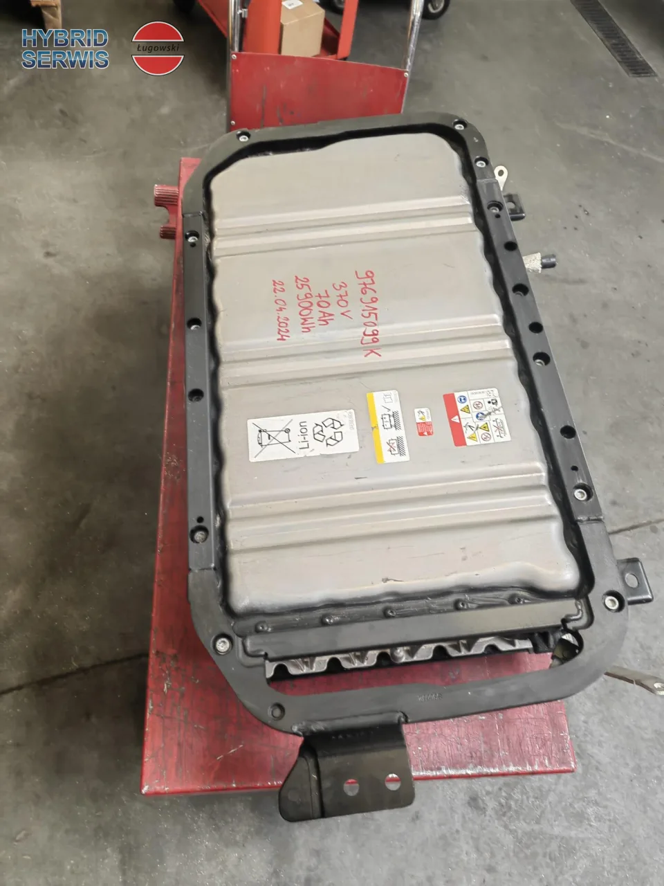Naprawa baterii Porsche 976915099K 370v 70aH 25900Wh