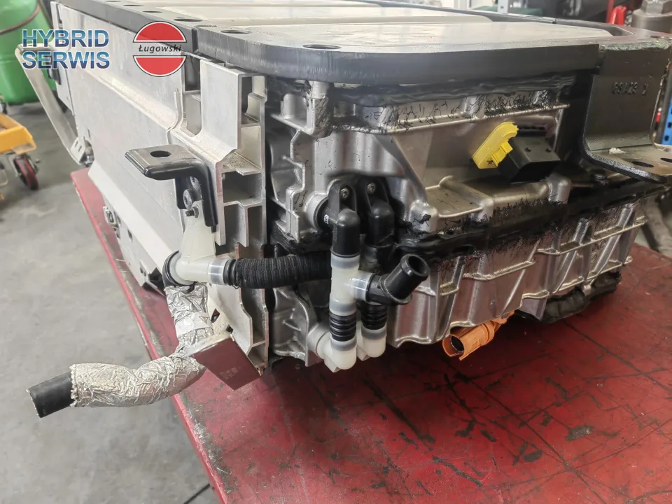 Naprawa baterii Porsche 976915099K 370v 70aH 25900Wh