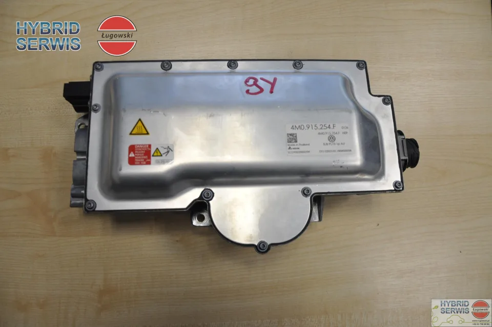 Przekaźniki baterii Porsche Cayenne Audi Q7 4M0915254F1