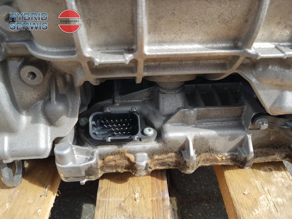 Silnik elektryczny samochodu tył Mercedes Benz EQA EQB EQC A2433403202