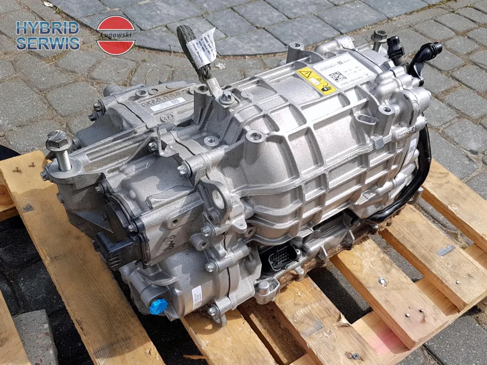Silnik elektryczny samochodu tył Mercedes Benz EQA EQB EQC A2433403202