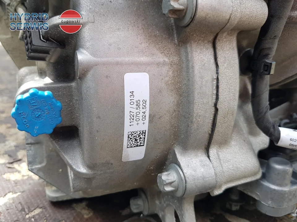 Silnik elektryczny samochodu tył Mercedes Benz EQA EQB EQC A2433403202