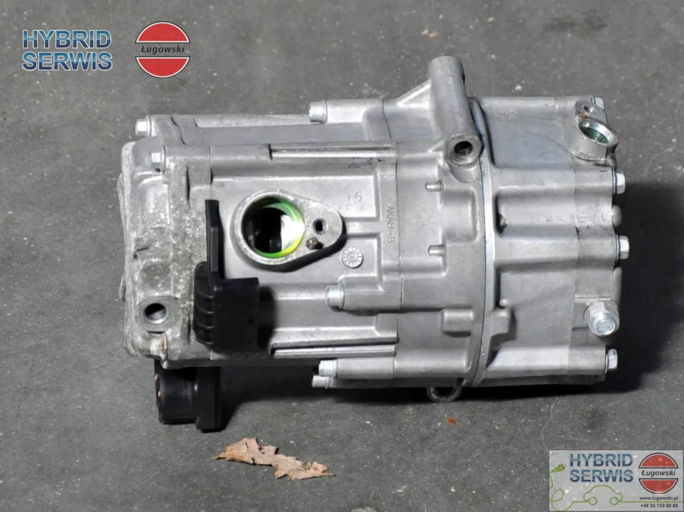 Sprężarka kompresor klimatyzacji BMW F04 4.4 hybrid 645292275082