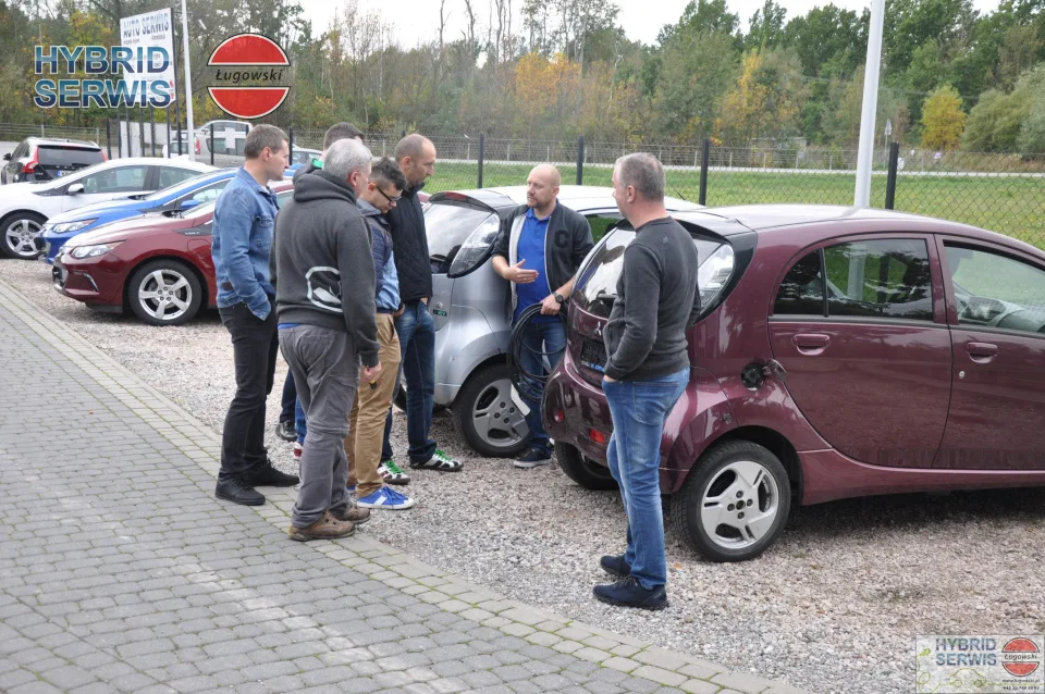 Zajęcia praktyczne studentów Politechniki Warszawskiej3