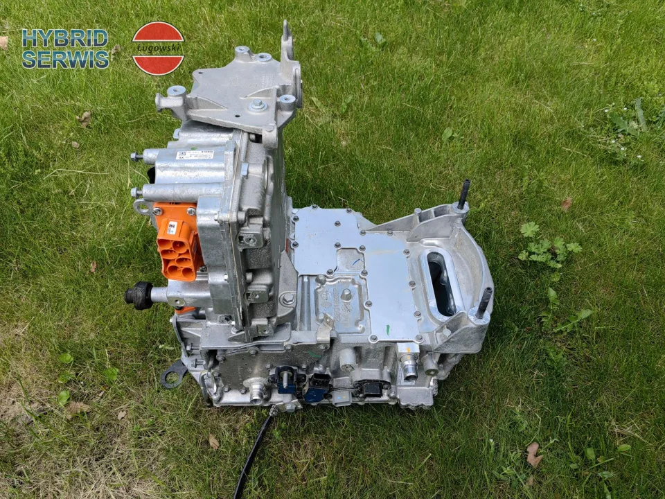 Zespół inwerter ładowarka rozdzielacz konwerter Renault ZOE II (R135) 290035137R